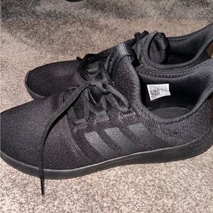 Adidas cloudfoam shoes